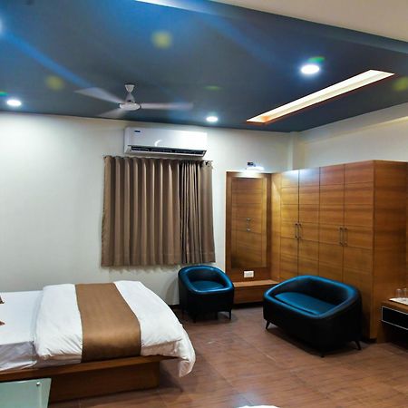 Hotel Ashooka Inn 간디나가르 외부 사진