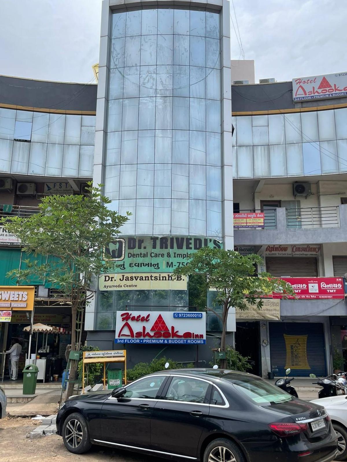 Hotel Ashooka Inn 간디나가르 외부 사진