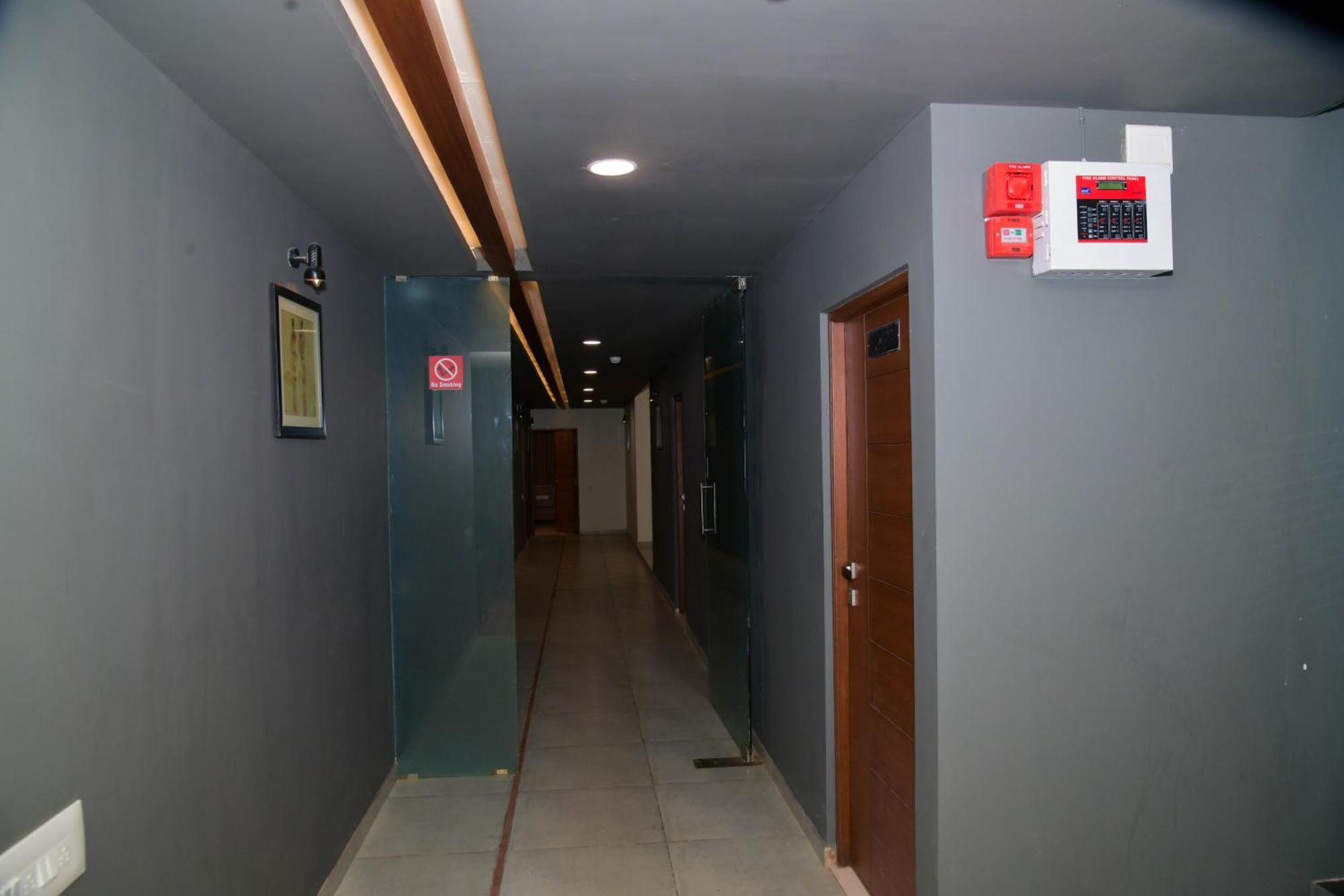 Hotel Ashooka Inn 간디나가르 외부 사진